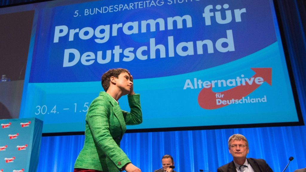 AfD-Bundesparteitag in Stuttgart: Anti-Islam-Reden und nationale Töne