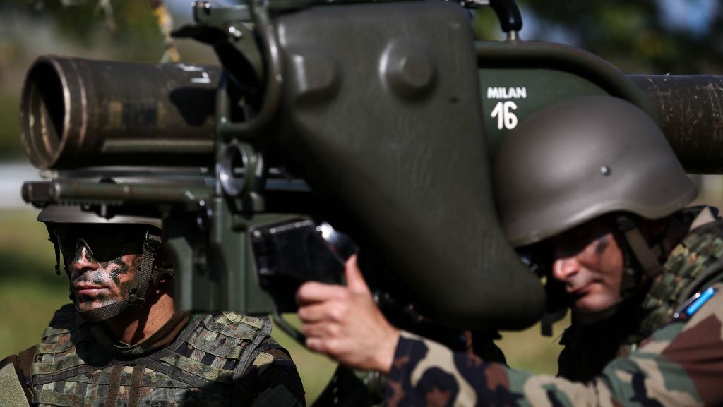 Eskalation im Nordirak: Bundeswehr setzt Ausbildungsmission aus