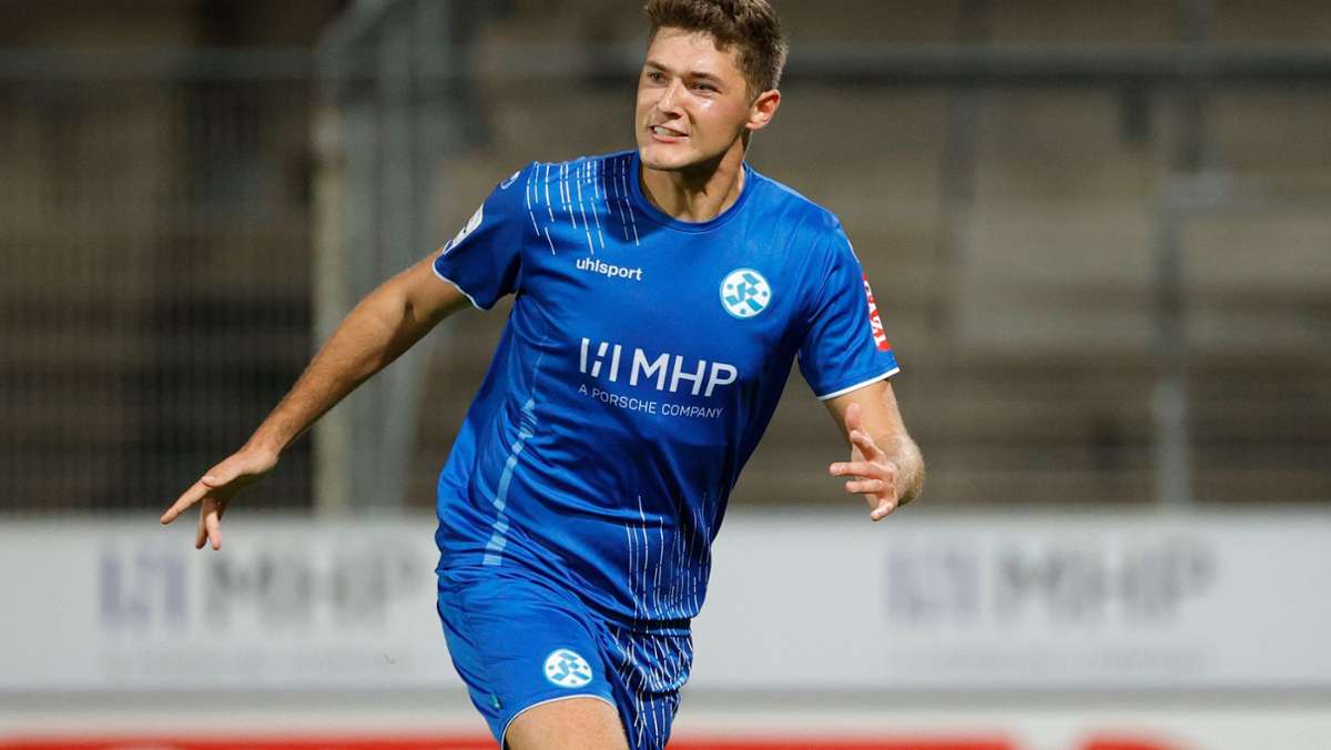 Stuttgarter Kickers schlagen   TSV Schott Mainz: Niklas Antlitz führt die Blauen zum  nie gefährdeten Heimsieg