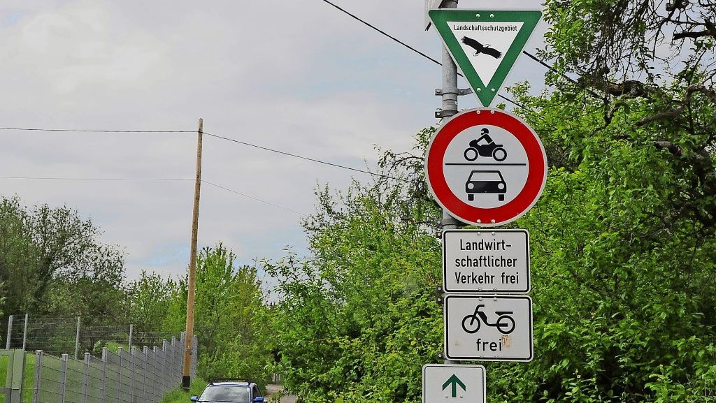 Tiroler Straße in Obertürkheim: Illegaler  Verkehr erbost die Leidtragenden