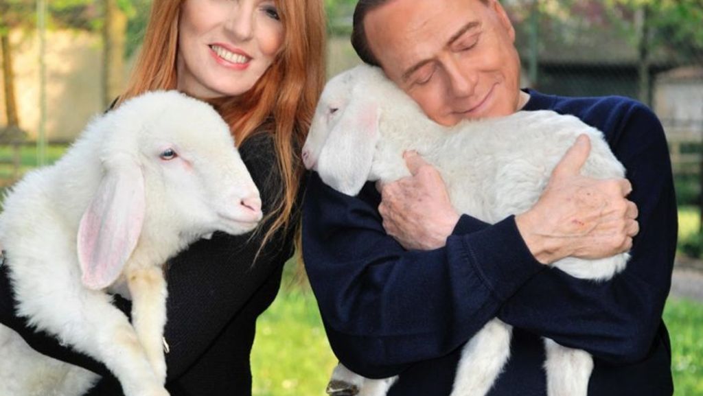 Politisches Comeback?: Berlusconi – unschuldig wie ein Lamm