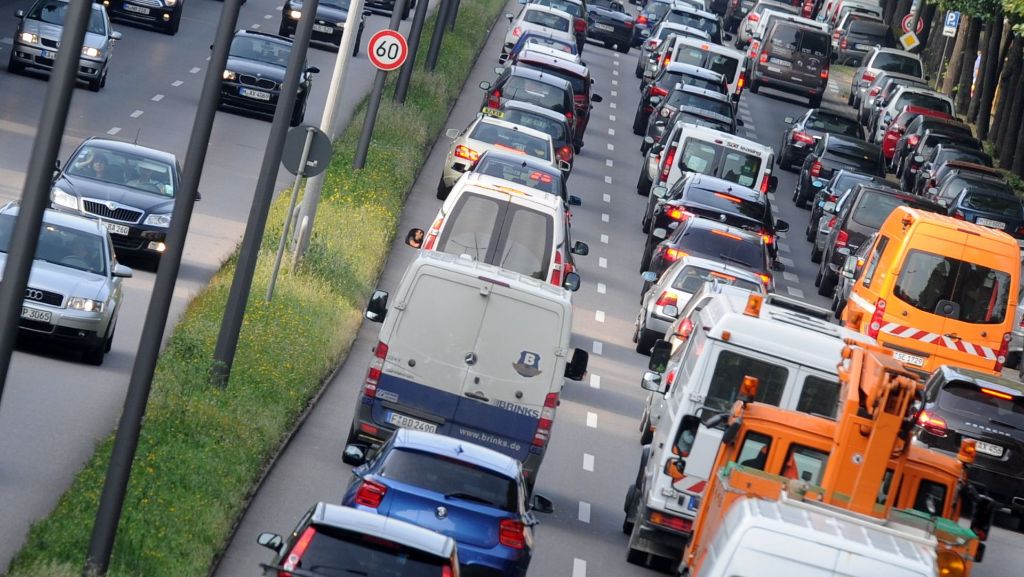 Luftreinhaltung in Stuttgart: Deutsche Umwelthilfe besteht auf Diesel-Fahrverboten