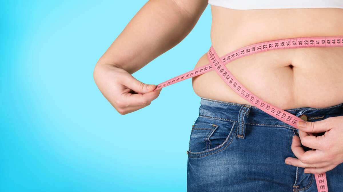 In diesem Artikel finden Sie die 10 besten Tipps, wie Sie Ihren dicken Bauch loswerden können.
