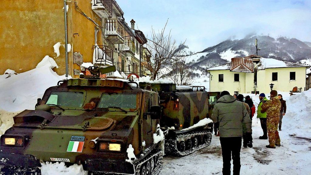 Erdbeben in Italien: Hotelgäste gefangen im Schnee