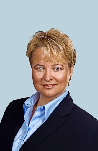 Auch seit 2013 ist <b>Sabine Maaßen</b> Teil des Aufsichtsrats der Daimler AG. - media.media.67453d00-7120-42b5-96b1-b637f5ed54ac.normalized