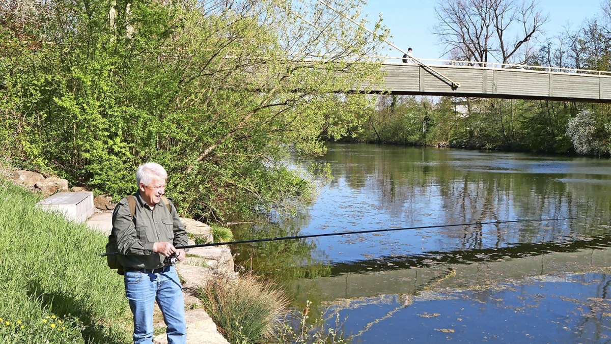 Angler am Esslinger Neckar: Eine Spezies für sich