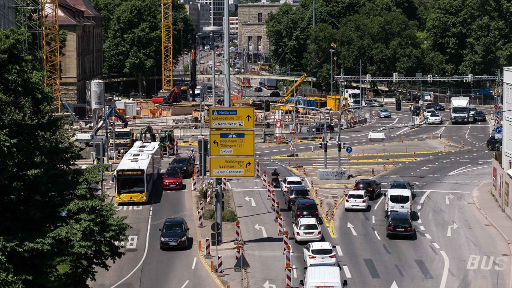 Stuttgart 21: Bahn greift erneut in Autoverkehr ein