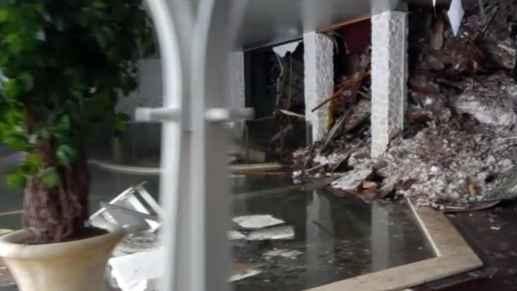 Nach Erdbeben in Italien: Lawine reißt Hotel mit sich