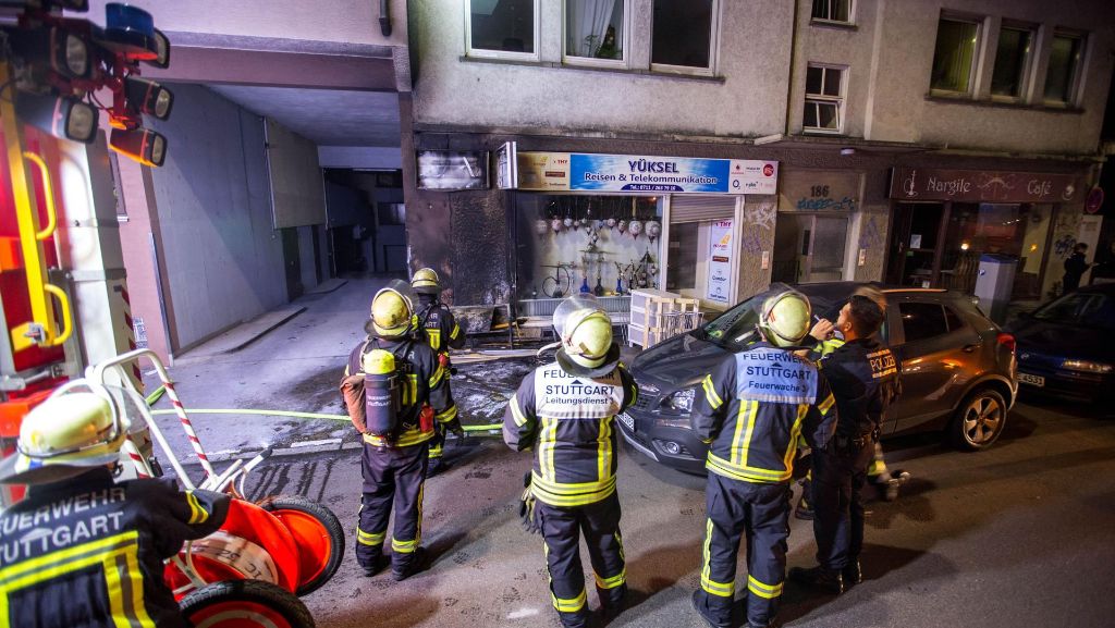 Stuttgart-Ost: Brennender Sperrmüll beschädigt Hausfassade
