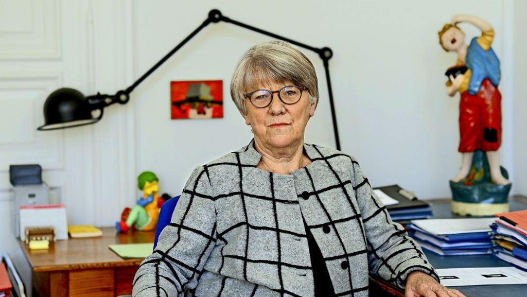 Die Straf-Verteidigerin Ulrike Zecher: Diana mit Spielbein