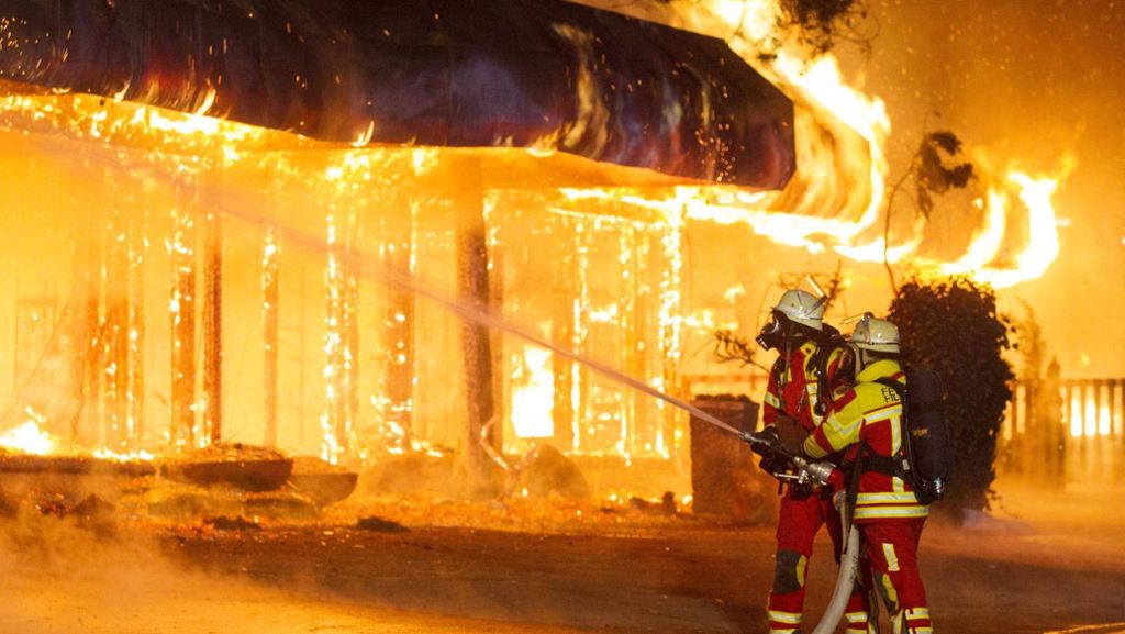 Großbrand in Filderstadt-Sielmingen: Polizei schließt  Brandstiftung aus