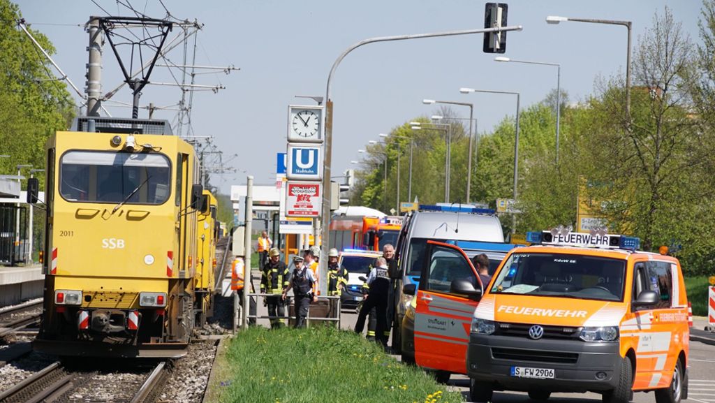 Stadtbahn-Unfall in Stuttgart-Weilimdorf: 14-Jähriger läuft vor Schienenschleifwagen