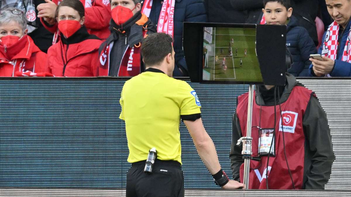 Kuriosum in der Bundesliga: Verwirrung in Mainz nach Fehler der Torlinientechnik