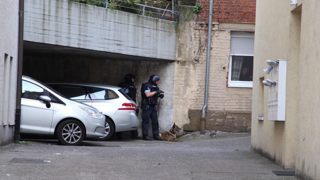 Polizei-Großeinsatz in Stuttgart: Ambulanz löst Großalarm um Waffenbesitzer aus