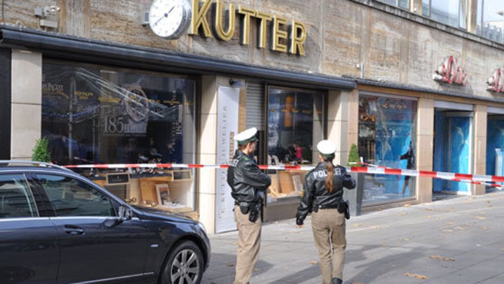 Stuttgarter Innenstadt: Bewaffnete Räuber überfallen Juwelier
