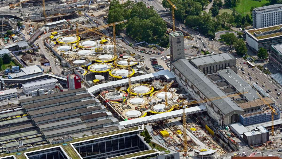 Klimagerechter Städtebau in Stuttgart: Stadt entscheidet sich am  Rommel-Platz gegen Asphalt als Belag