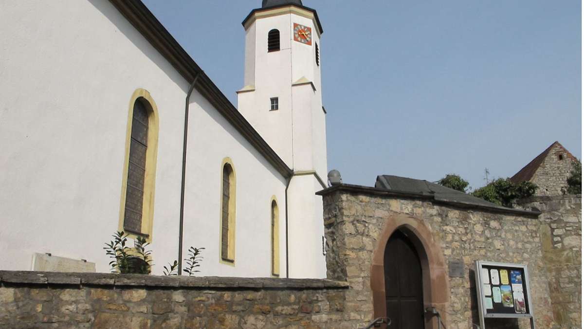 Katholische  Kirche in Hofen: Die St.-Barbara-Kirche wird saniert