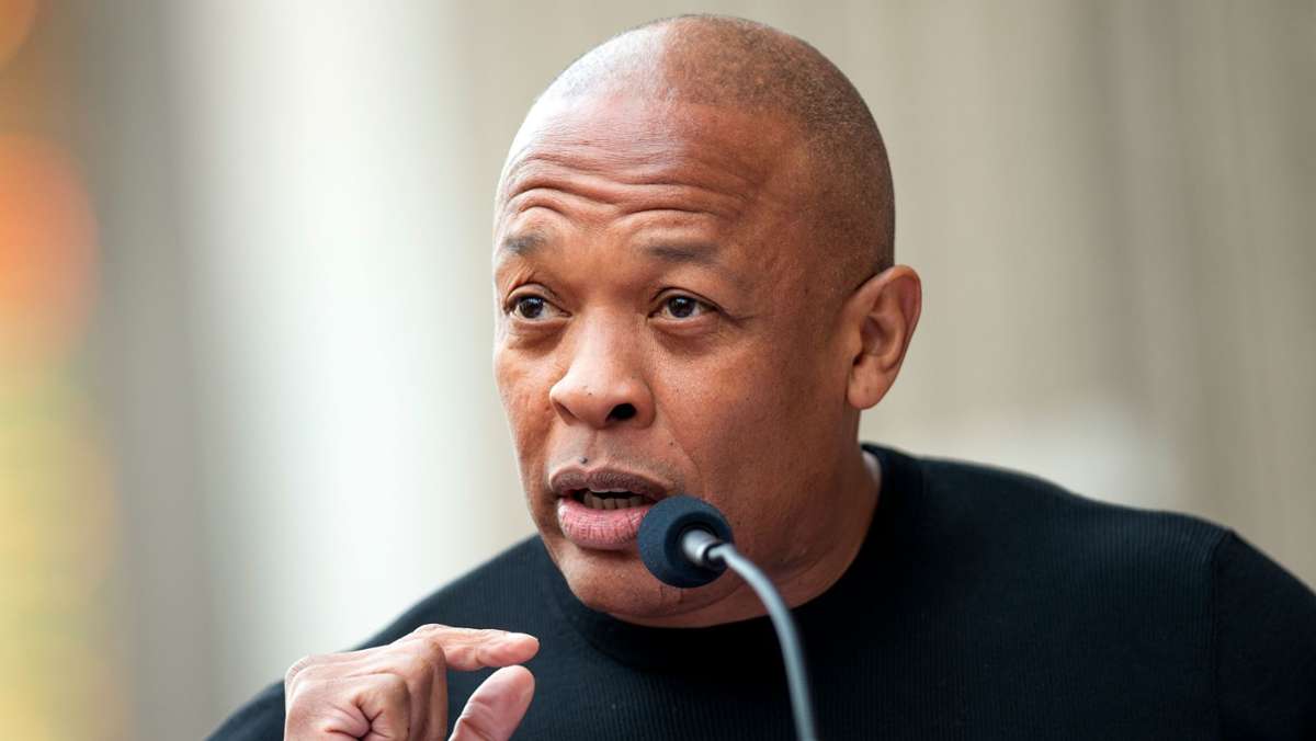 Dr. Dre: US-Rapper in Krankenhaus eingeliefert