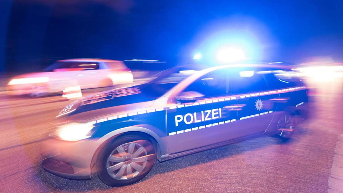 Tübingen: Autodieb rammt Polizeiwagen und entkommt