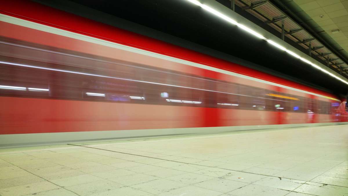 S-Bahnverkehr in Stuttgart: Viele Ausfälle und Verspätungen nach Weichenstörung