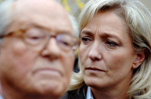 Marine Le Pen und ihr Vater haben sich nichts mehr zu sagen. Sie reden nur noch bereinander  und finden dabei nur bse Worte. Foto: AFP