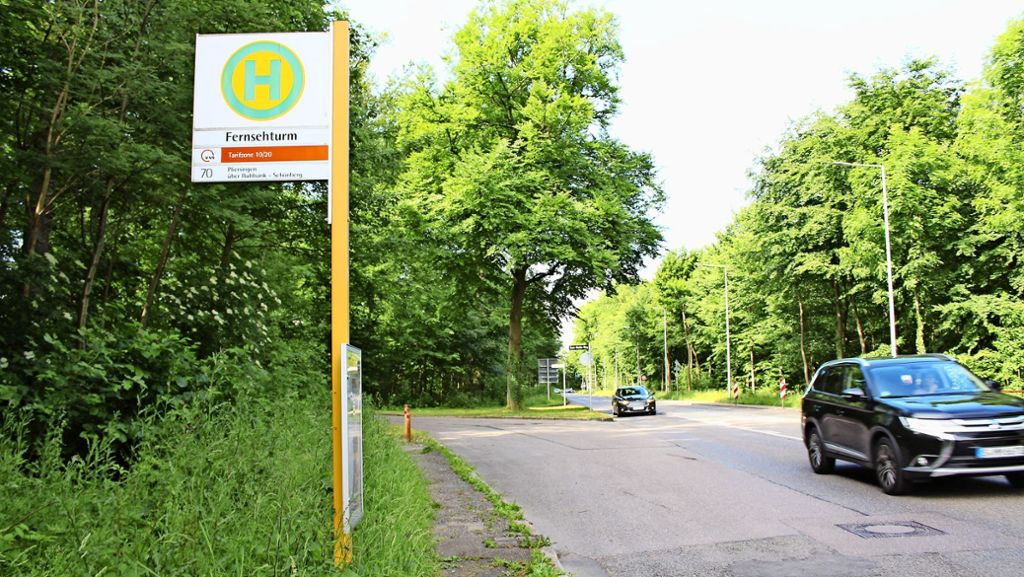 Fernsehturm in Stuttgart-Degerloch: Bushaltestelle ist Lokalpolitikern ein Dorn im Auge