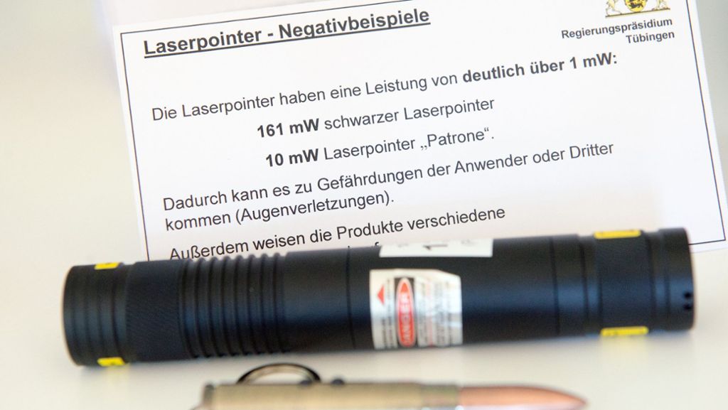 Attacken mit Laserpointer: Acht Angriffe auf Piloten in Baden-Württemberg