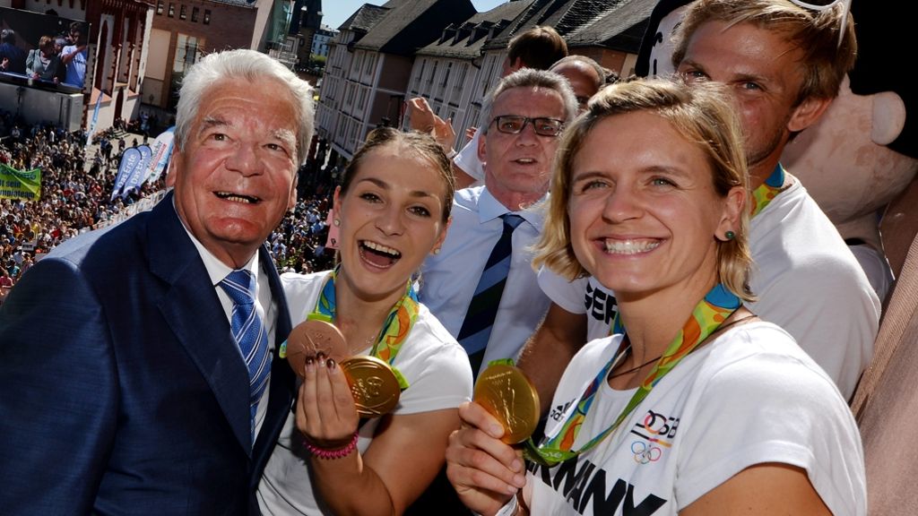 Empfang in Frankfurt: Gauck lobt deutsche Olympia-Mannschaft