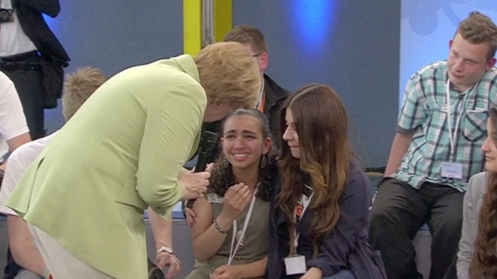 Angela Merkel: Ein Rückblick in neun Videos