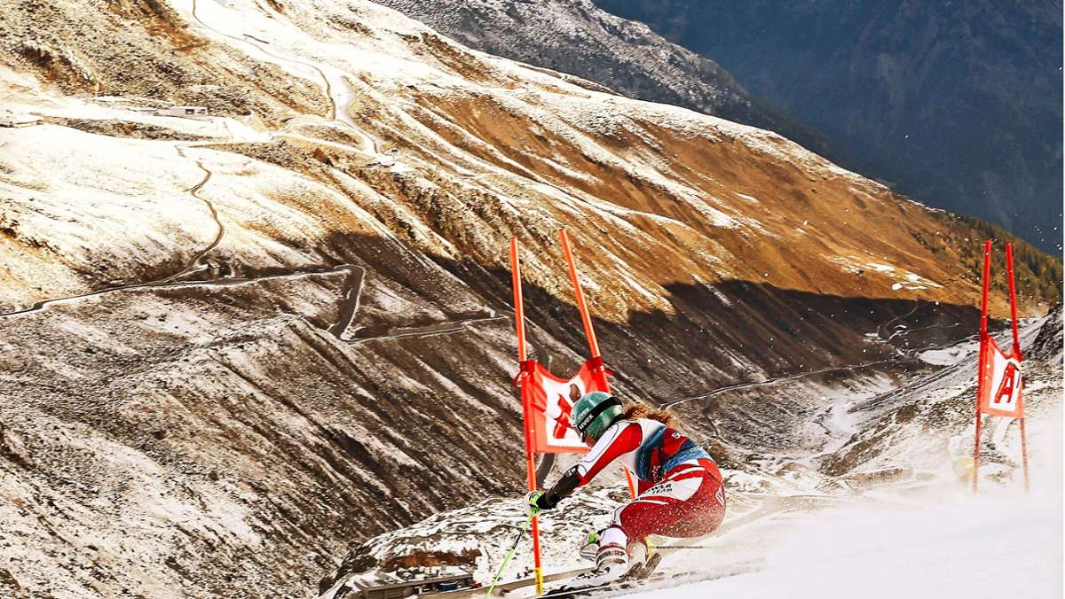  Der Alpine Weltcup-Zirkus startet am Wochenende in Sölden – die Skiszene dürfte ein Problem mit dem Klimaschutz bekommen, nicht nur, weil die Gletscher schmelzen. 