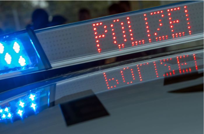 Raub in Stuttgart-Hofen: Streitschlichter brutal attackiert und beraubt  – Zeugen gesucht