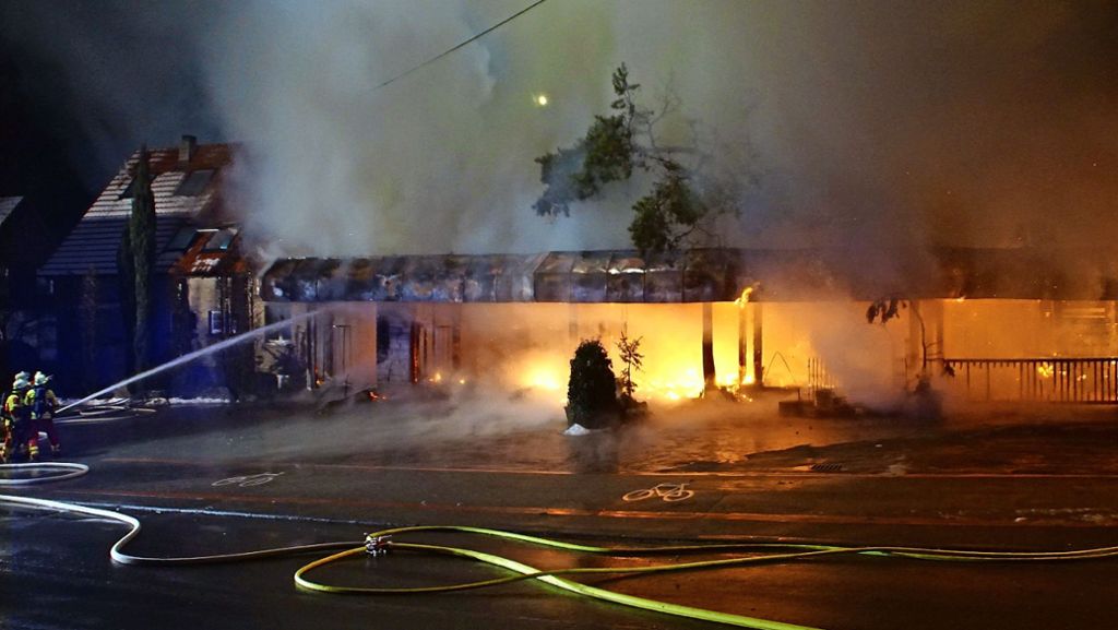 Feuer in Filderstadt-Sielmingen: Millionenschaden nach Großbrand
