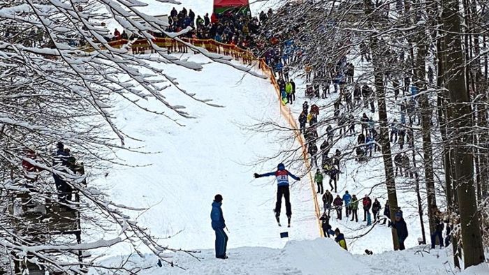 Skispringen und Abfahrt-Wettkampf im Kreis Esslingen? Wetter spielt nicht mit