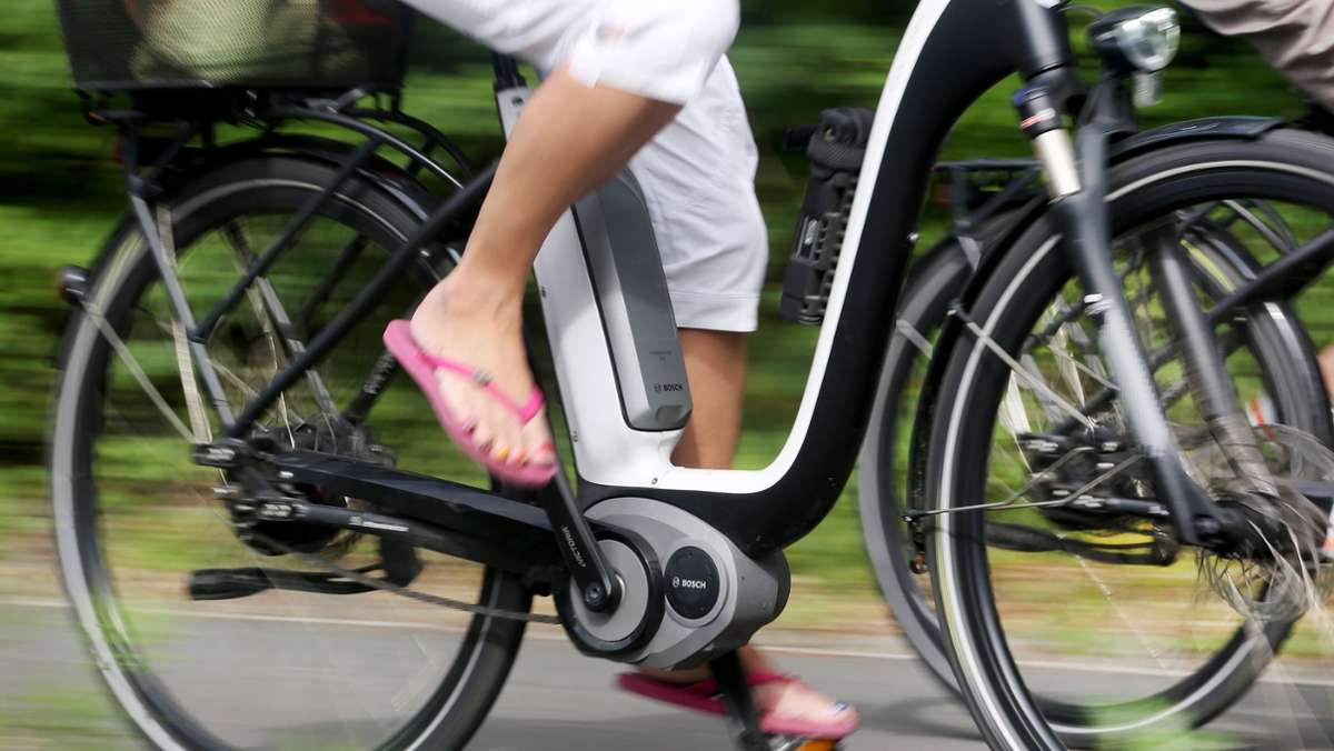Umstieg vom Auto aufs Fahrrad: Baden-Württemberg baut sein Netz mit Radschnellwegen weiter aus
