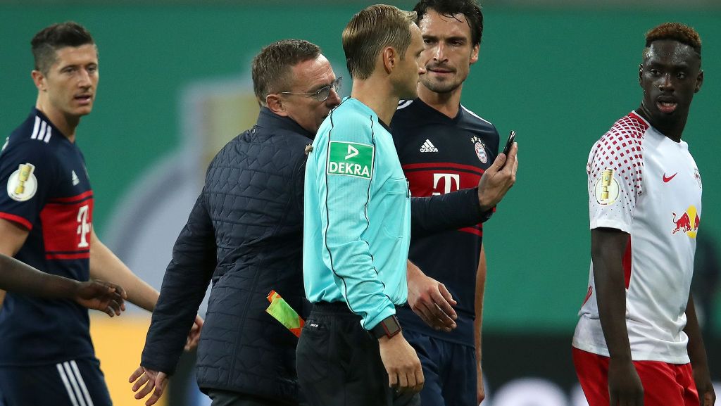 Leipzig gegen Bayern: Unverständnis für Rangnicks Handy-Platzsturm
