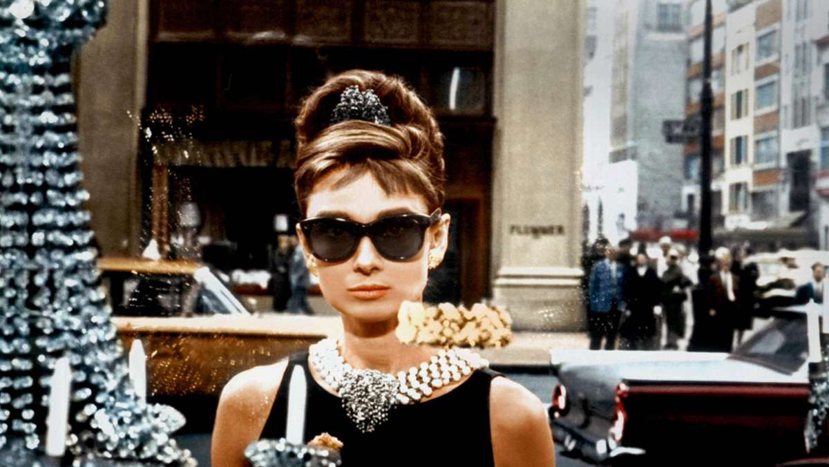Von Audrey Hepburn bis Billie Eilish: Kleider, die Geschichte schrieben