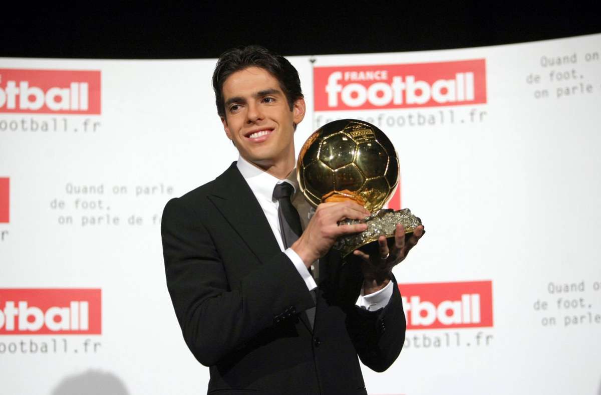 Der Brasilianer Kaka wird 2007 mit dem goldenen Ball ausgezeichnet.
