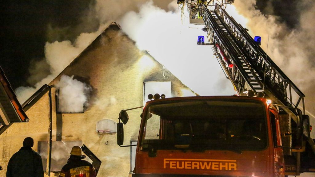 Brand in Donzdorf: Lagerschuppen abgebrannt – War es Brandstiftung?