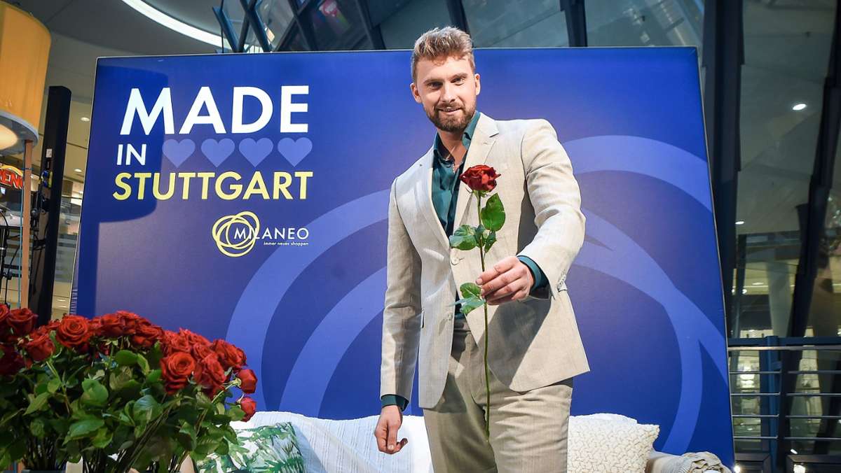 Dominik Stuckmann in Stuttgart: Der Bachelor verteilt Rosen im Milaneo