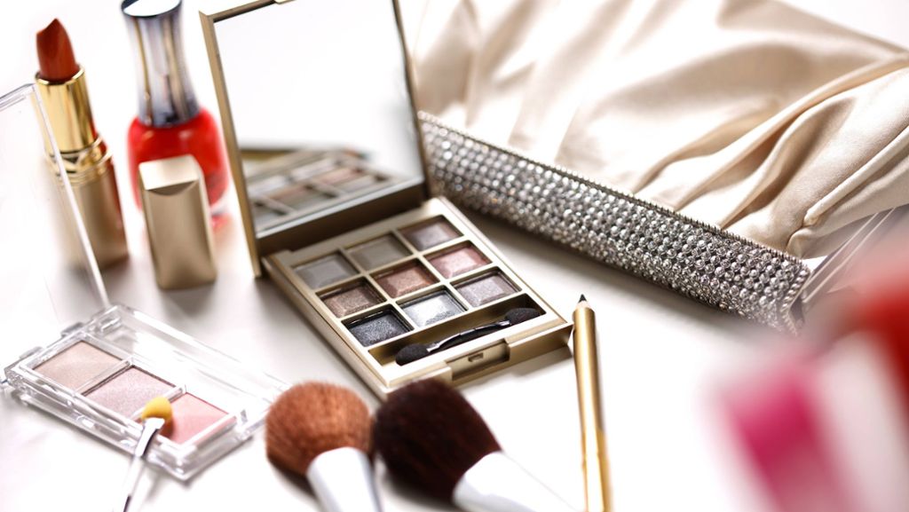 Gesundheitsrisiko Beauty-Produkte: Wenn Kosmetikprodukte zur Bakterienschleuder werden