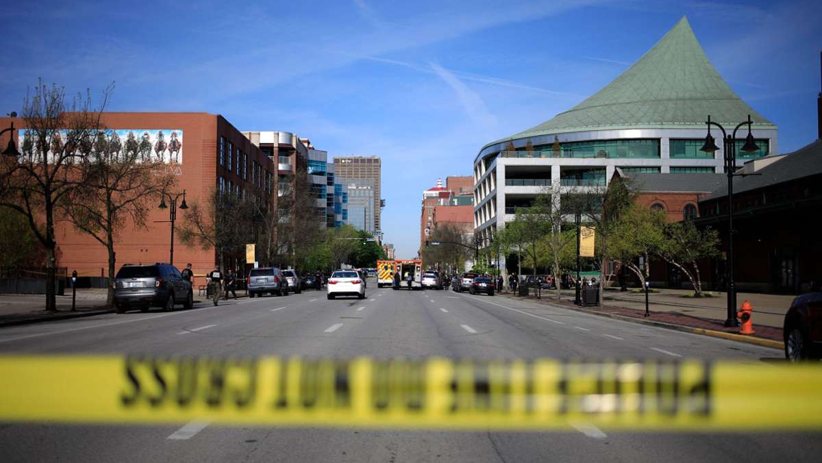 In US-Stadt Louisville: Vier Tote bei Schuss-Attacke in Bank  - auch Schütze tot