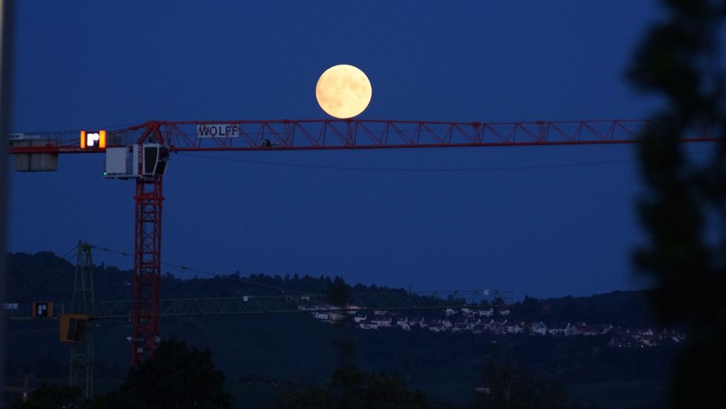 Mond über Stuttgart: Diese Mythen ranken sich um den Erdtrabanten