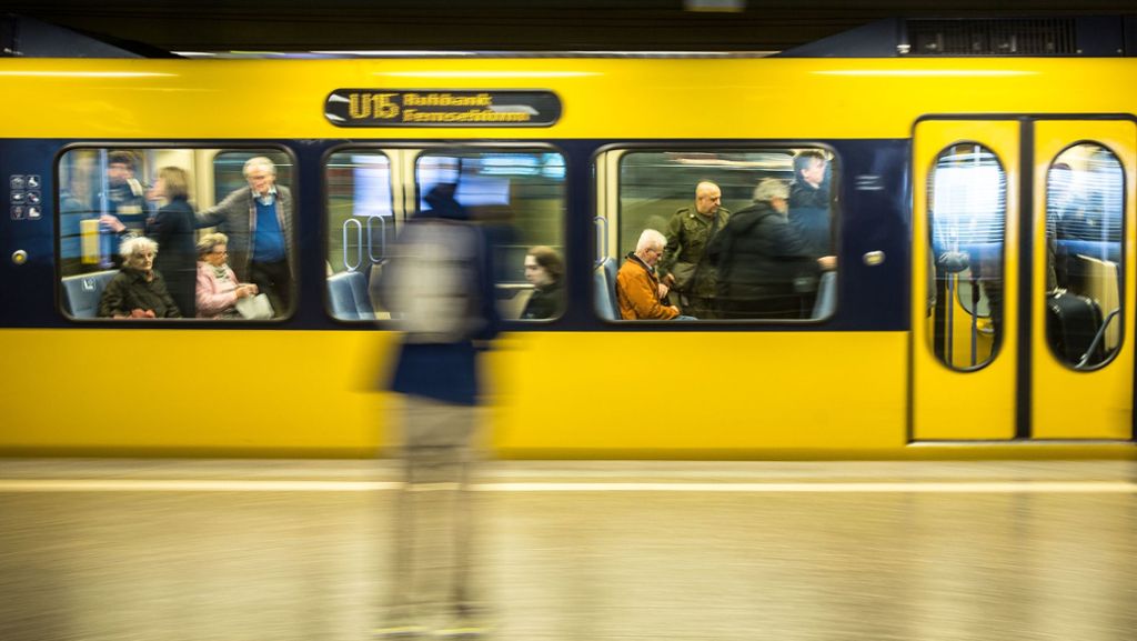 Nahverkehr in Stuttgart: Warum der VVS trotz Fahrgastrekords weniger Einnahmen hat