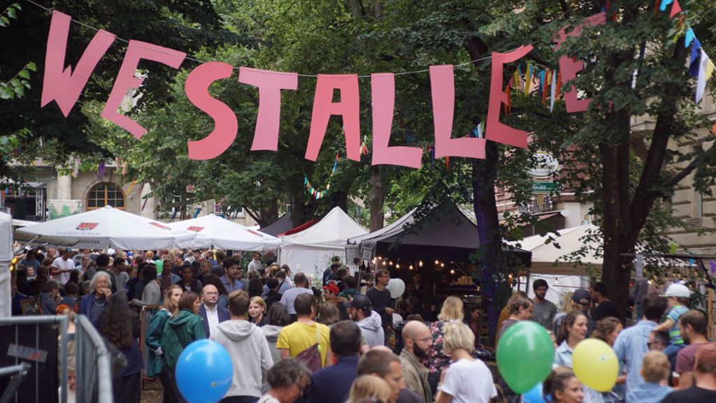 Westallee in Stuttgart: Gute Stimmung und viel Andrang beim Straßenfest