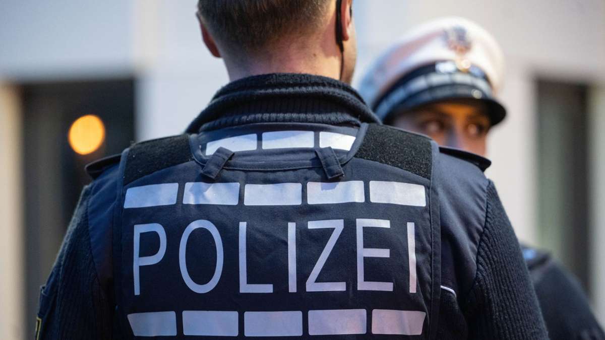 Vorfall in Plochingen: Autofahrer gefährdet Personen in Fußgängerzone