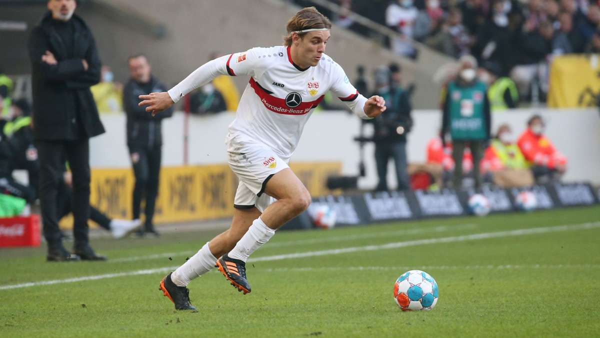  Erstmals hat Borna Sosa beim VfB Stuttgart nicht auf dem linken, sondern dem rechten Flügel gespielt – und war der Lichtblick beim 0:1 gegen Arminia Bielefeld. Was bedeutet das für die Zukunft? 