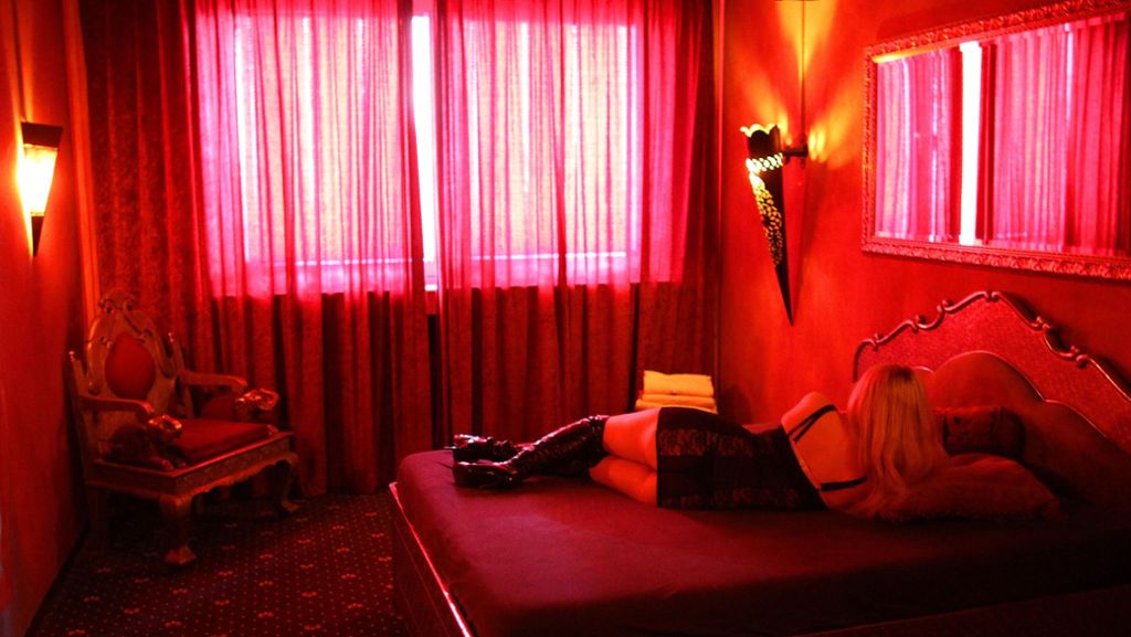 Ehepaar vor dem Stuttgarter Landgericht: Prostituierte soll Freier erpresst haben