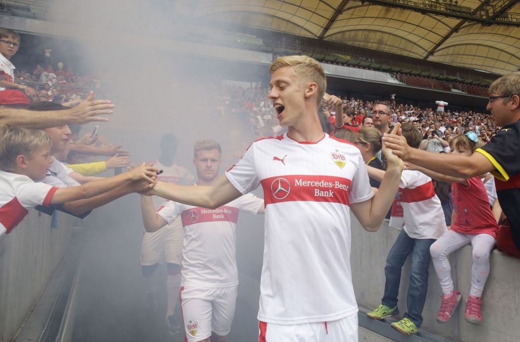Die Aufstellung für das Spiel gegen den 1. FC Kaiserslautern steht fest. Timo Baumgartl ist mit dabei. Foto: Pressefoto Baumann