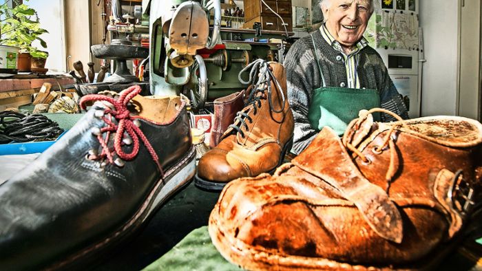 Der 90-jährige Schuhmacher aus Aich