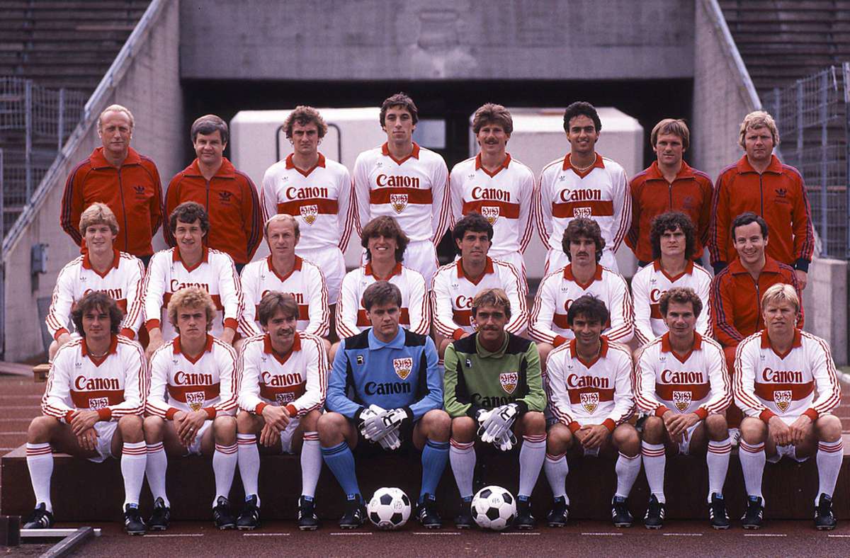 Ein letztes Mannschaftsfoto mit Hansi Müller vor der Saison 1981/1982.